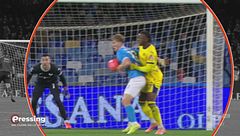 La moviola di Napoli-Verona: mano di Hojlund, giusto annullare il gol