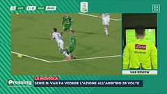 La follia di Avellino-Sampdoria: l'arbitro rivede l'episodio 28 volte