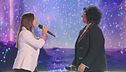 Flavia Renzi e mamma Barbara in "Invece no"