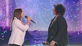Flavia Renzi e mamma Barbara in "Invece no"