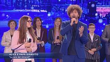 Alice Francavilla e papà Gianvito in "La sera dei miracoli"