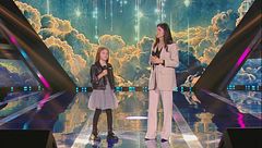 Emily Xhurxhi e mamma Entela in "Di sole e d'azzurro"