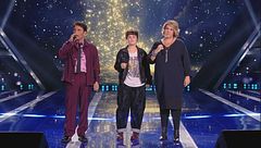 Lia Forroia, mamma Nicoletta e Sal Da Vinci in "Almeno tu nell'universo"