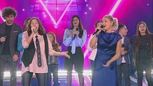 Azzurra Devalle e mamma Tiziana in "Mamma Maria"