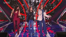 Serena Maccarrone, mamma Vera e Giusy Ferreri in "Amore disperato"