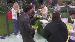 La serata continua: piatti pronti e dolce in arrivo!