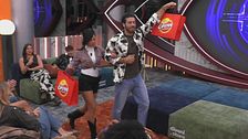 La serata inizia con uno snack