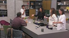 Notte di spuntini, mattina di discussioni