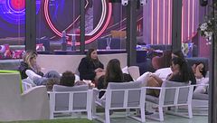 I Casalinghi mettono in dubbio la trasparenza di Valentina