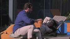 Rasha Younes e Omer Elomari in cerca di un equilibrio