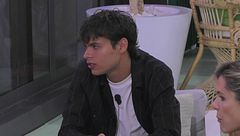 Un piccolo battibecco tra Rasha Younes e Simone De Bianchi