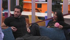 Un messaggio per Omer Elomari scatena un litigio in Casa