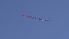 Una dedica volante per Jonas Pepe