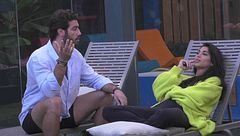 Il tentativo di chiarimento tra Omer Elomari e Rasha Younes