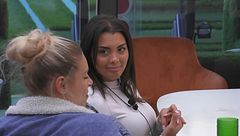 Grazia Kendi rossa di gelosia