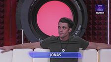 Giorno 4, Canale 5 ore 18:30