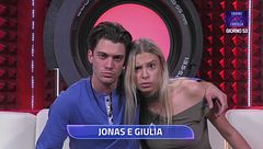 Giorno 53, Canale 5 ore 18:30