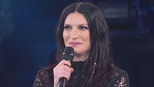 Laura Pausini: ''Facevo pianobar e una sera entrò Lucio Dalla...''