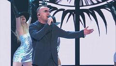 Gigi D'Alessio e il suo medley