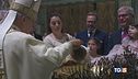 Papa Leone battezza i bimbi nella Sistina