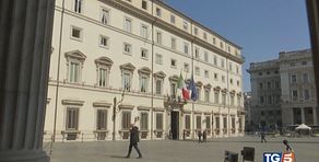 Referendum e scuole è scontro politico