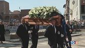L'ultimo abbraccio a Sandro Mazzola