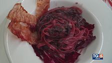 Tagliatelle all'enantio con radicchio rosso e speck croccante
