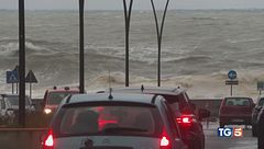 Pioggia e mareggiate con bufere di vento