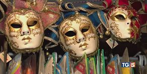 Maschere, carri, dolci Carnevale è alle porte