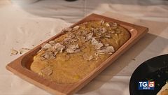 Polenta cremosa con tartufo nero e olio
