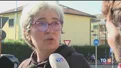 La donna: "Ho visto le gambette, gli ho messo la felpa"