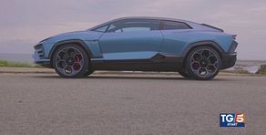 La Lamborghini annuncia un passo indietro sull'elettrico