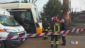 Tram deragliato, il conducente ha avuto un malore