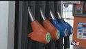 Caro carburanti, taglio alle accise
