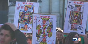 No Kings in piazza "Blocchiamo tutto"