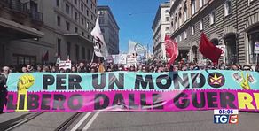 Contro la guerra in piazza a Roma