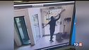 Napoli, in un video l'ingresso dei banditi