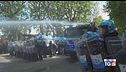 Scontri a Torino, antagonisti all'attacco