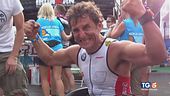 Il sorriso di Alex Forza e umanità