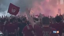 Derby, scontri e caos. Girandola allenatori