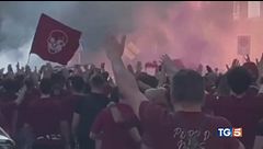 Derby, scontri e caos. Girandola allenatori