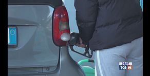 Sconto sui carburanti prorogato al 3 luglio