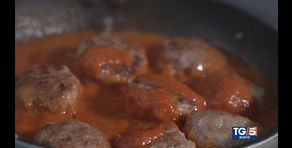 Polpette al pomodoro con spuma di patate