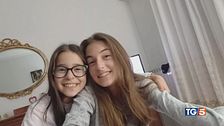 Sorelle scomparse, "tornate a casa siete la mia vita"