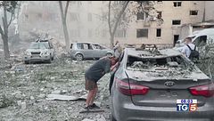Notte d'inferno a Kiev, raid russi: 8 i morti