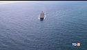 Usa-Iran, nuovi raid. Hormuz: traffico fermo