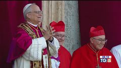 Papa Leone: "Disarmata e disarmante, la pace è un dono"