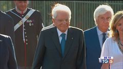 Mattarella: "Rispettare la dignità delle persone"