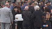 L'addio a Beatrice, quanta sofferenza