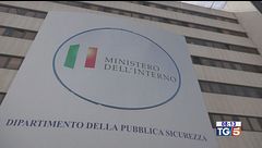 Sbarchi dimezzati calano anche i reati